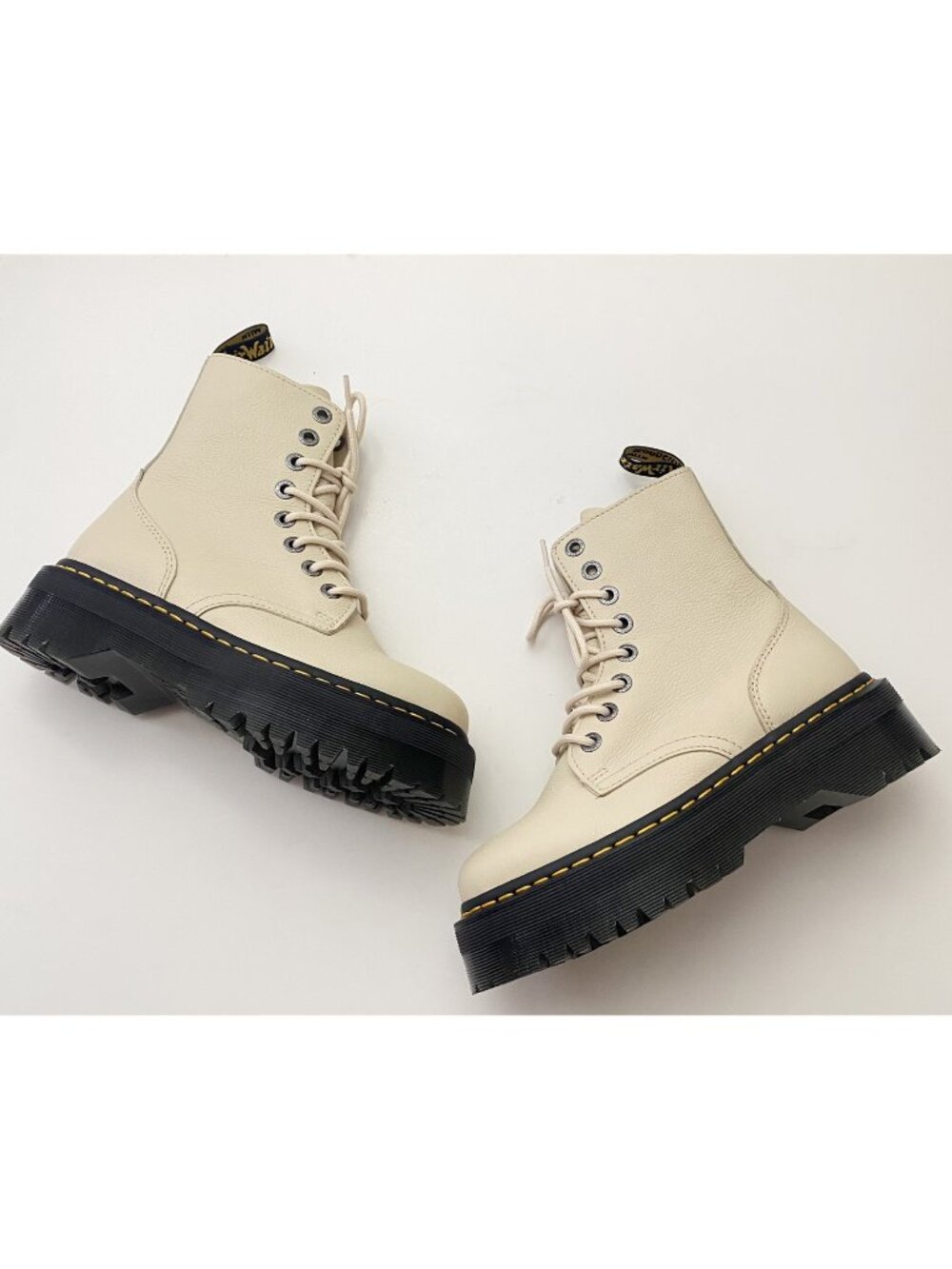 New Dr. Martens Jadon III Boots Shoes Platform Beige